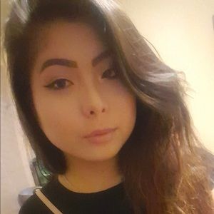 Meet your Posher, Pamela